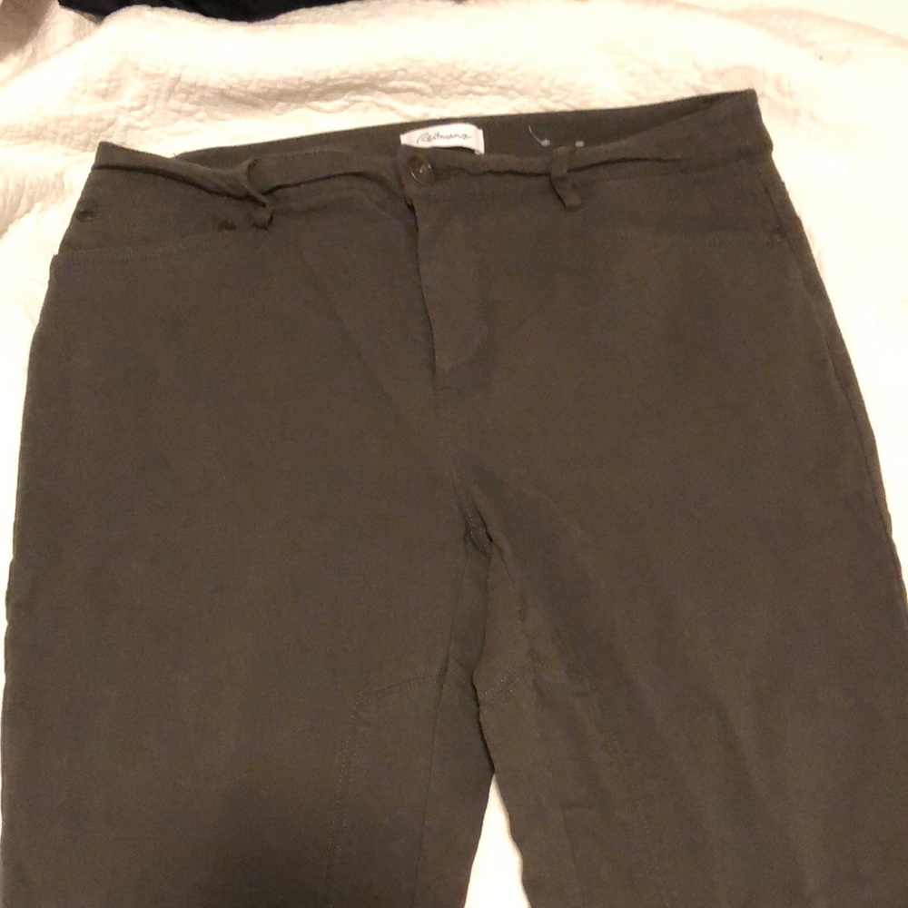Reitmans Olive green pants size 11.